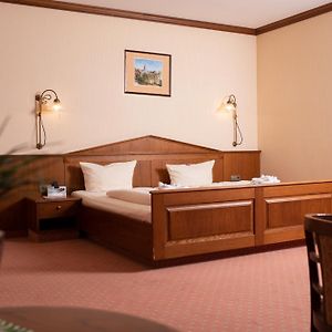 Familien-Zimmer mit Kingsize-Bett